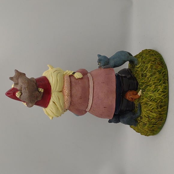 Crazy Cat Lady 9” Indoor Outdoor Gnome Big Mouth resin decor kitten kitty lover - Picture 5 of 12